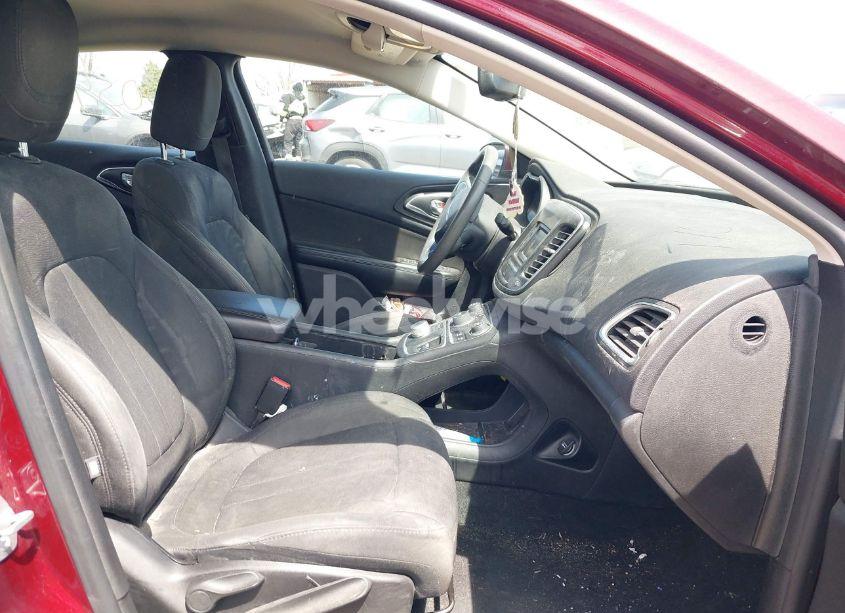 Photo 5 of 2015 Chrysler 200 LIMITED (VIN 1C3CCCABXFN747787)