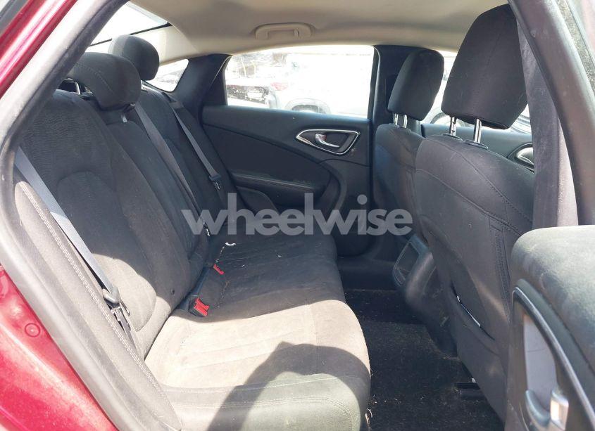 Photo 8 of 2015 Chrysler 200 LIMITED (VIN 1C3CCCABXFN747787)