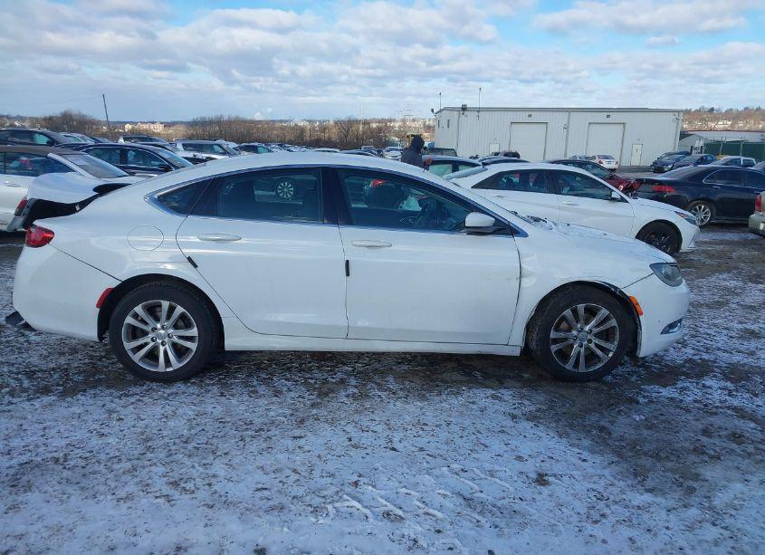 Photo 13 of 2015 Chrysler 200 LIMITED (VIN 1C3CCCABXFN751368)