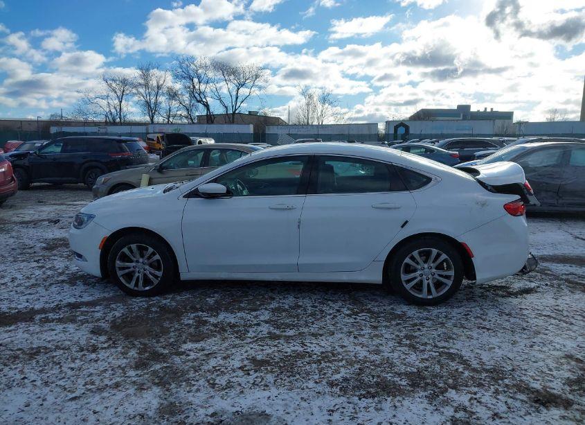 Photo 14 of 2015 Chrysler 200 LIMITED (VIN 1C3CCCABXFN751368)