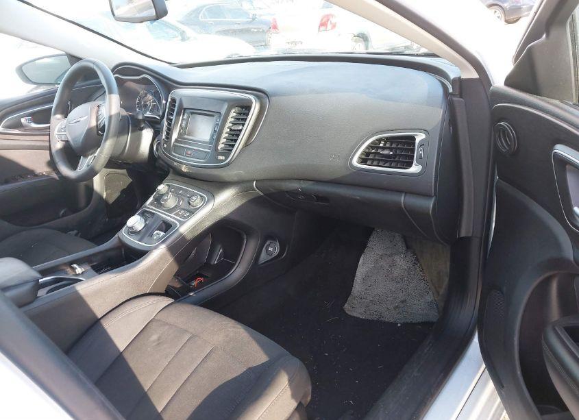 Photo 5 of 2015 Chrysler 200 LIMITED (VIN 1C3CCCABXFN751368)