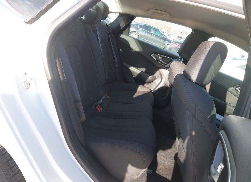 Photo 8 of 2015 Chrysler 200 LIMITED (VIN 1C3CCCABXFN751368)