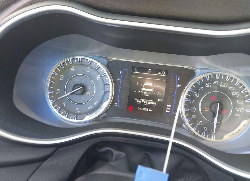 Photo 7 of 2015 Chrysler 200 LIMITED (VIN 1C3CCCABXFN754271)