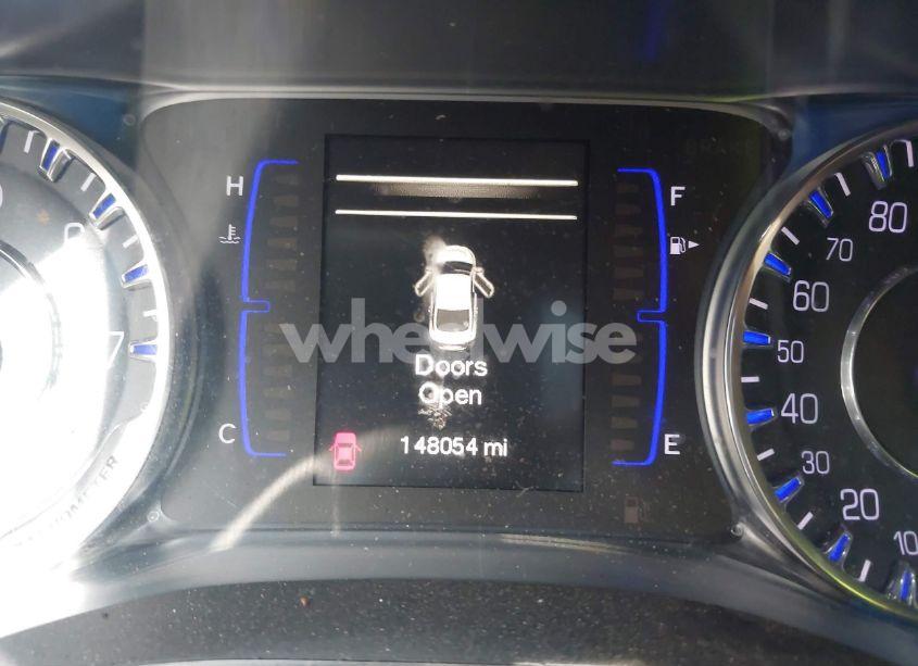 Photo 14 of 2015 Chrysler 200 LIMITED (VIN 1C3CCCABXFN757994)