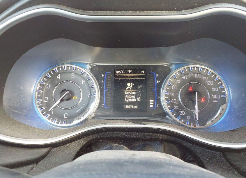 Photo 7 of 2016 Chrysler 200 LIMITED (VIN 1C3CCCABXGN113199)