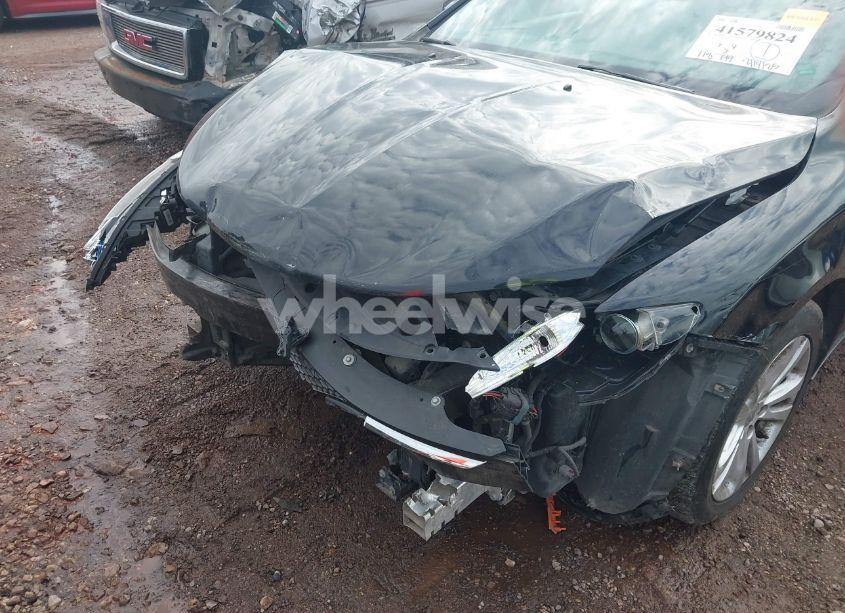 Photo 6 of 2016 Chrysler 200 LIMITED (VIN 1C3CCCABXGN137194)