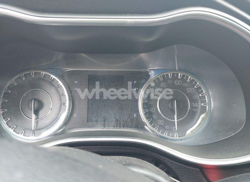 Photo 7 of 2016 Chrysler 200 LIMITED (VIN 1C3CCCABXGN137194)