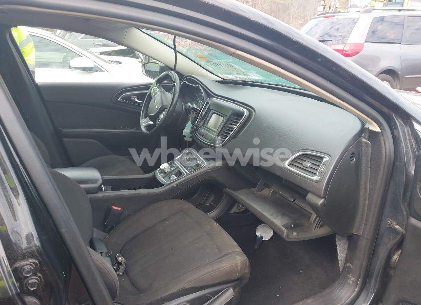 Photo 8 of 2016 Chrysler 200 LIMITED (VIN 1C3CCCABXGN137194)