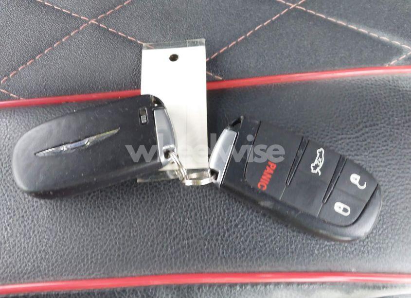 Photo 11 of 2016 Chrysler 200 LIMITED (VIN 1C3CCCABXGN157087)