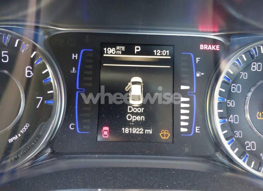 Photo 15 of 2016 Chrysler 200 LIMITED (VIN 1C3CCCABXGN160328)