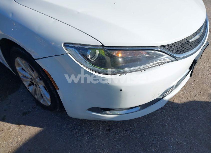 Photo 17 of 2016 Chrysler 200 LIMITED (VIN 1C3CCCABXGN160328)