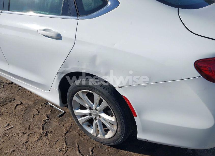 Photo 19 of 2016 Chrysler 200 LIMITED (VIN 1C3CCCABXGN160328)