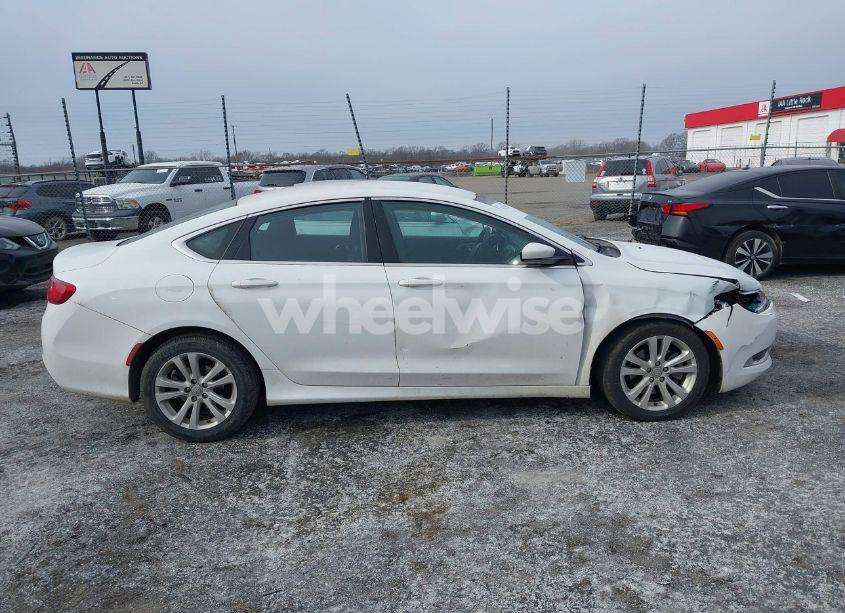 Photo 13 of 2016 Chrysler 200 LIMITED (VIN 1C3CCCABXGN167019)