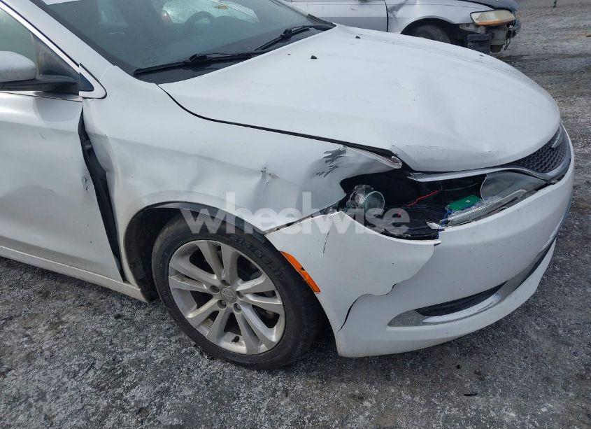 Photo 6 of 2016 Chrysler 200 LIMITED (VIN 1C3CCCABXGN167019)