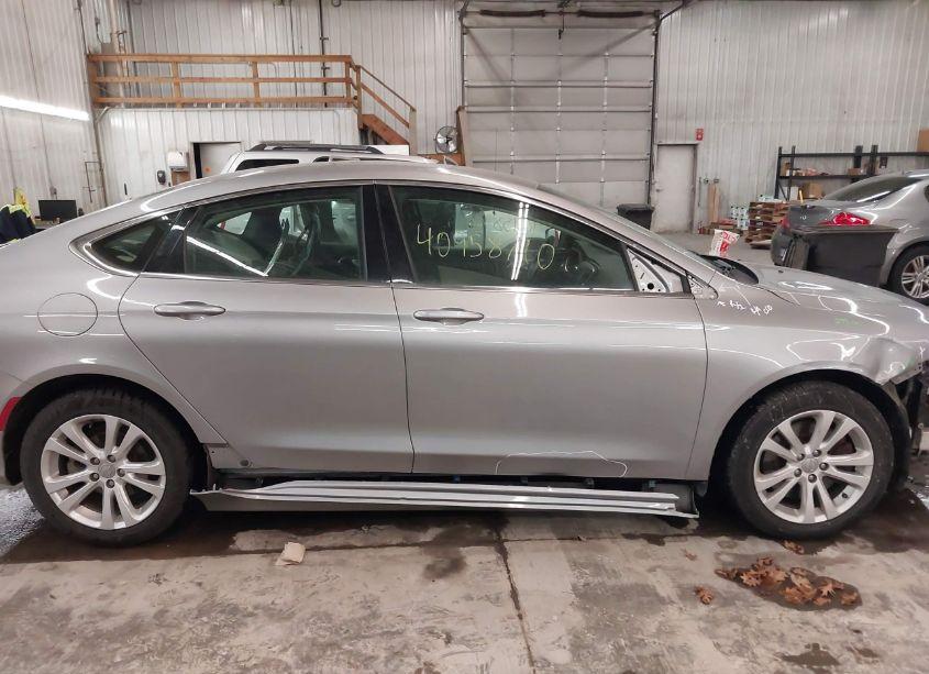 Photo 14 of 2016 Chrysler 200 LIMITED (VIN 1C3CCCABXGN186542)