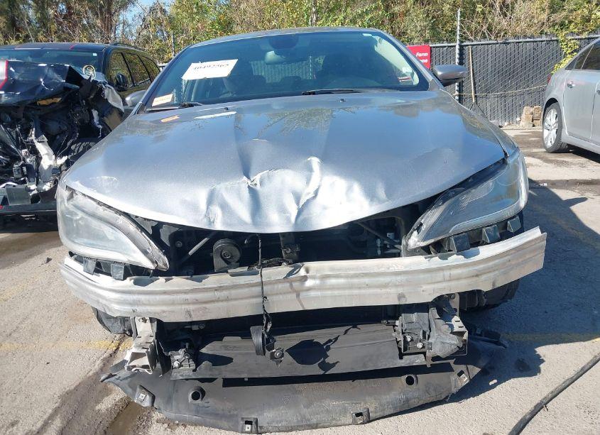 Photo 6 of 2016 Chrysler 200 LIMITED (VIN 1C3CCCAG1GN144689)