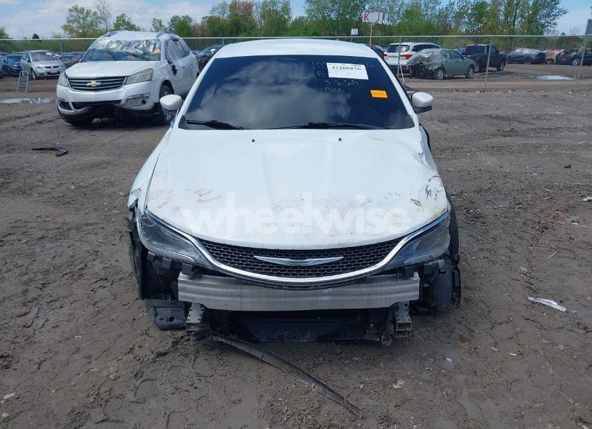 Photo 13 of 2015 Chrysler 200 LIMITED (VIN 1C3CCCAG2FN525367)