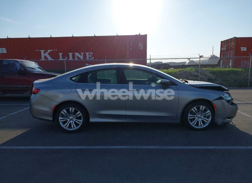 Photo 13 of 2016 Chrysler 200 LIMITED (VIN 1C3CCCAG3GN145889)