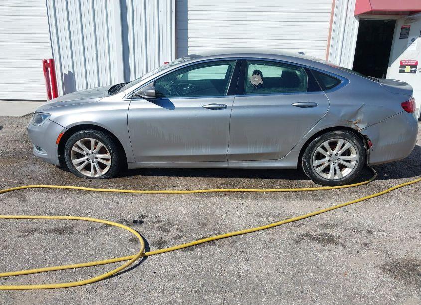 Photo 13 of 2015 Chrysler 200 LIMITED (VIN 1C3CCCAG4FN730365)