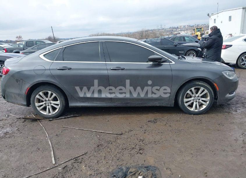 Photo 13 of 2016 Chrysler 200 LIMITED (VIN 1C3CCCAG4GN190484)