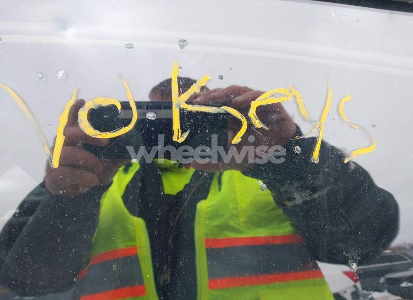 Photo 11 of 2015 Chrysler 200 LIMITED (VIN 1C3CCCAG5FN605570)