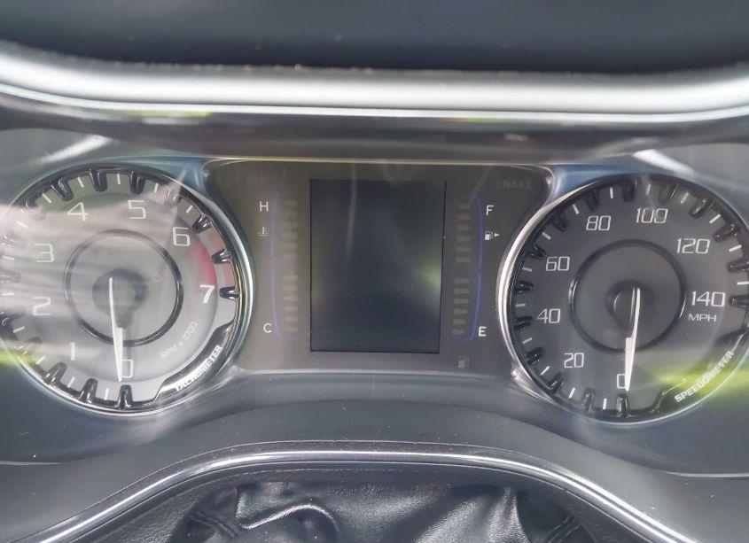 Photo 7 of 2015 Chrysler 200 S (VIN 1C3CCCBB0FN675979)