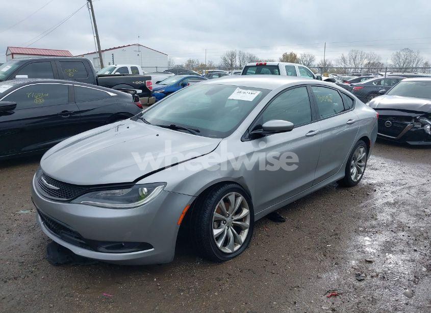 Photo 2 of 2015 Chrysler 200 S (VIN 1C3CCCBB0FN703134)