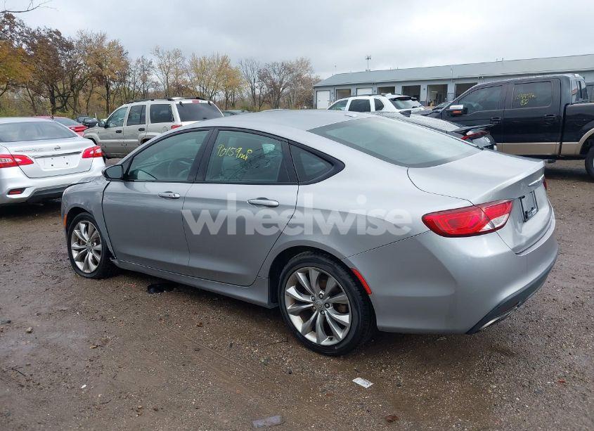 Photo 3 of 2015 Chrysler 200 S (VIN 1C3CCCBB0FN703134)