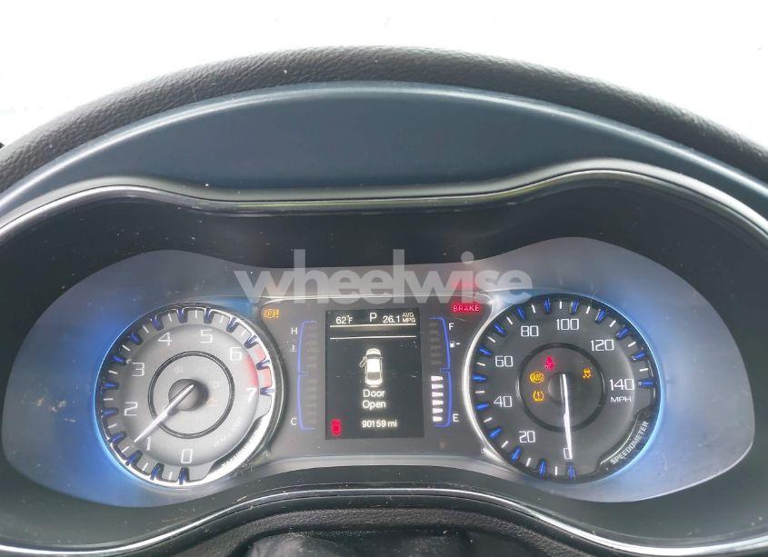 Photo 7 of 2015 Chrysler 200 S (VIN 1C3CCCBB0FN703134)