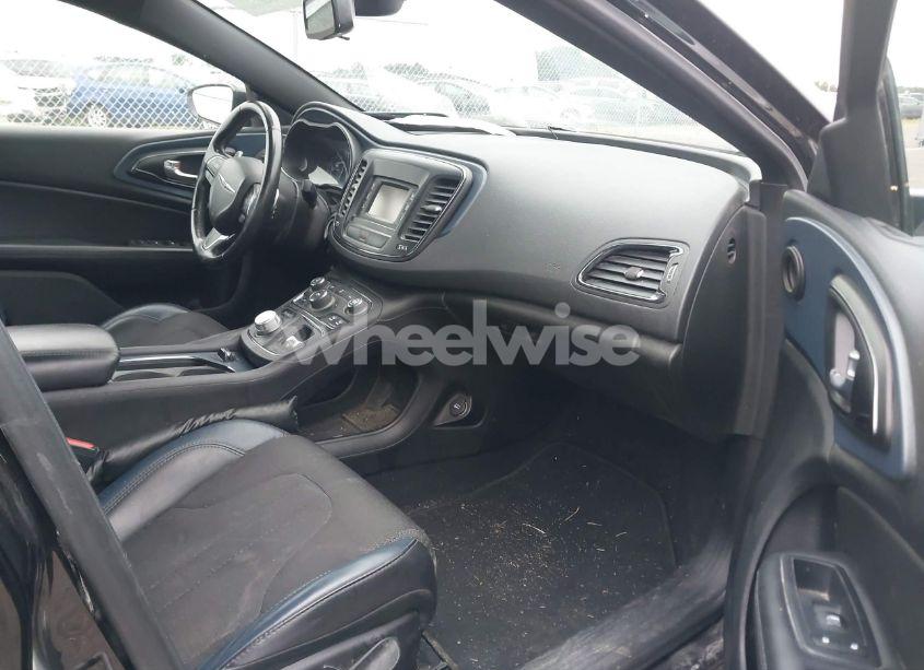 Photo 5 of 2015 Chrysler 200 S (VIN 1C3CCCBB0FN711816)