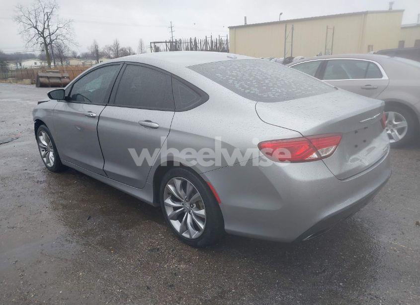 Photo 3 of 2015 Chrysler 200 S (VIN 1C3CCCBB0FN754939)
