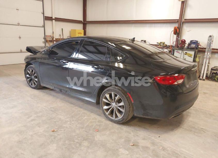 Photo 3 of 2015 Chrysler 200 S (VIN 1C3CCCBB0FN755167)