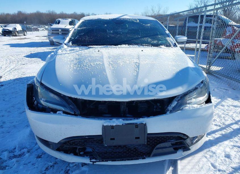 Photo 12 of 2015 Chrysler 200 S (VIN 1C3CCCBB0FN755878)