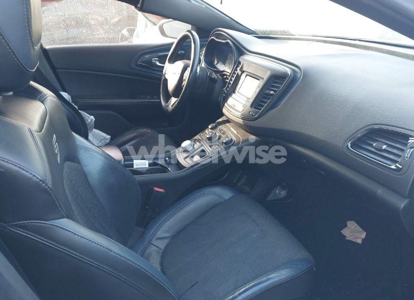 Photo 5 of 2015 Chrysler 200 S (VIN 1C3CCCBB1FN585160)