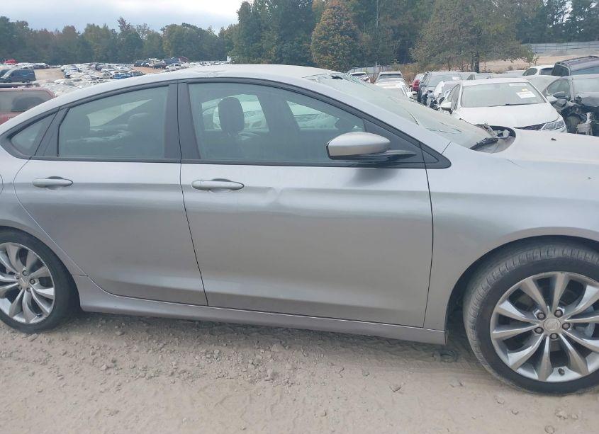 Photo 14 of 2015 Chrysler 200 S (VIN 1C3CCCBB1FN659774)