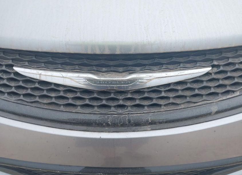 Photo 18 of 2015 Chrysler 200 S (VIN 1C3CCCBB1FN659774)