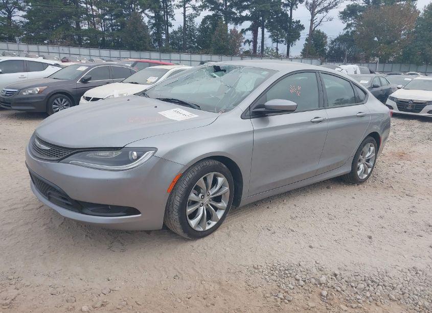 Photo 2 of 2015 Chrysler 200 S (VIN 1C3CCCBB1FN659774)