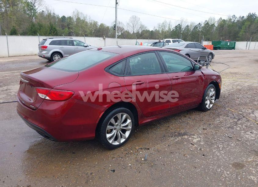 Photo 4 of 2015 Chrysler 200 S (VIN 1C3CCCBB1FN687767)