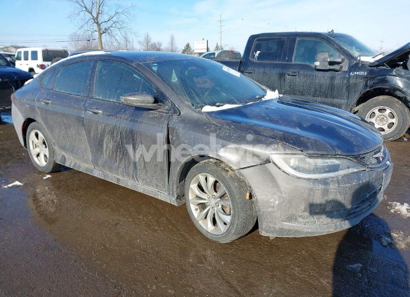 2015 Chrysler 200 (VIN 1C3CCCBB1FN721593) main photo