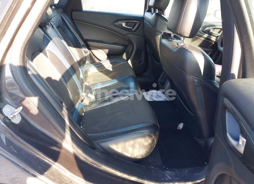 Photo 8 of 2015 Chrysler 200 (VIN 1C3CCCBB1FN721593)