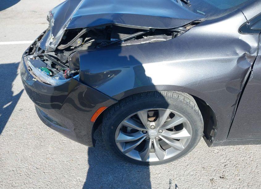 Photo 13 of 2015 Chrysler 200 S (VIN 1C3CCCBB1FN737891)