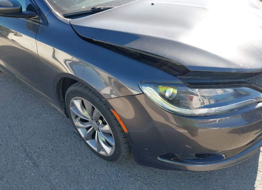 Photo 14 of 2015 Chrysler 200 S (VIN 1C3CCCBB1FN737891)