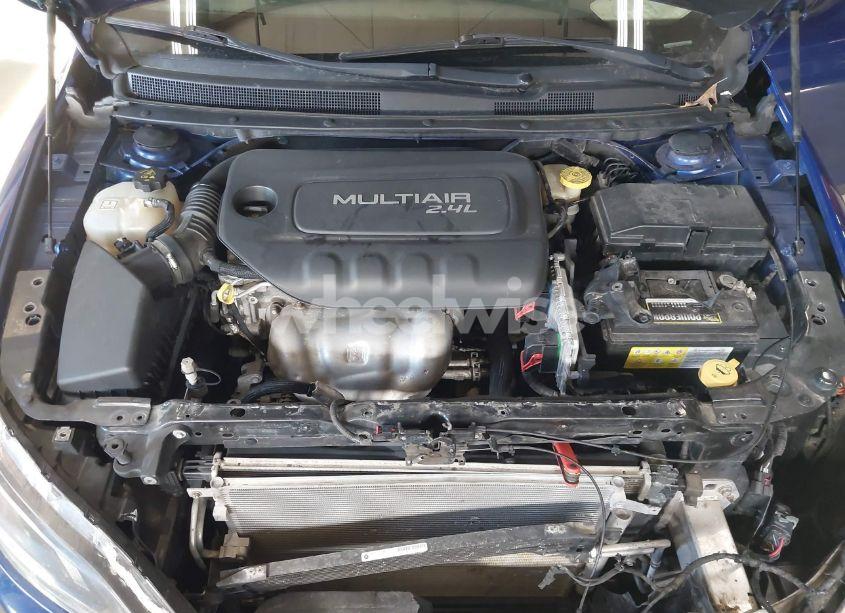 Photo 10 of 2016 Chrysler 200 S (VIN 1C3CCCBB1GN123554)