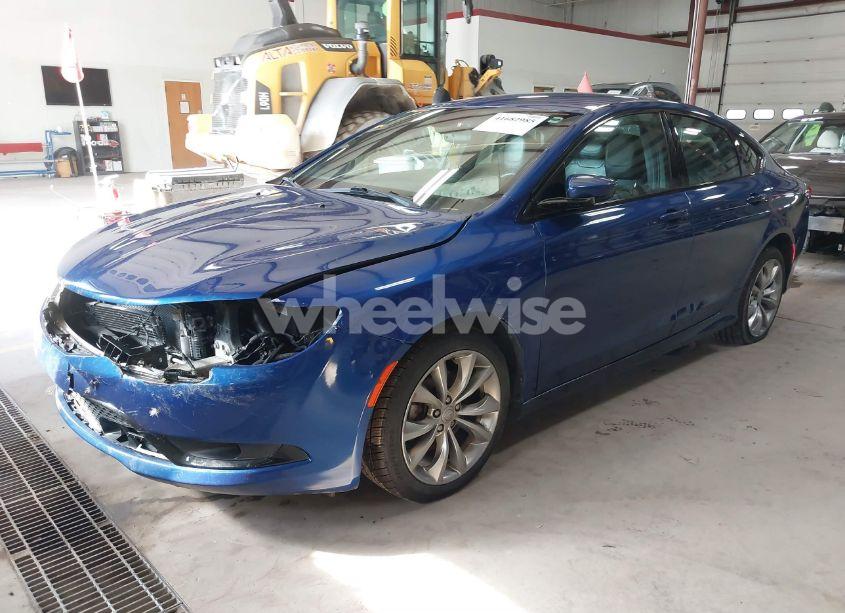 Photo 2 of 2016 Chrysler 200 S (VIN 1C3CCCBB1GN123554)
