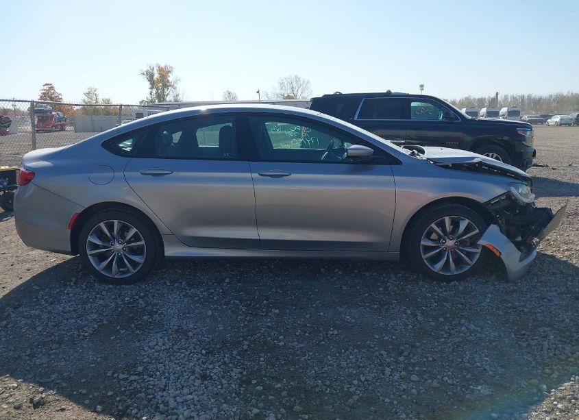 Photo 13 of 2016 Chrysler 200 S (VIN 1C3CCCBB1GN174150)