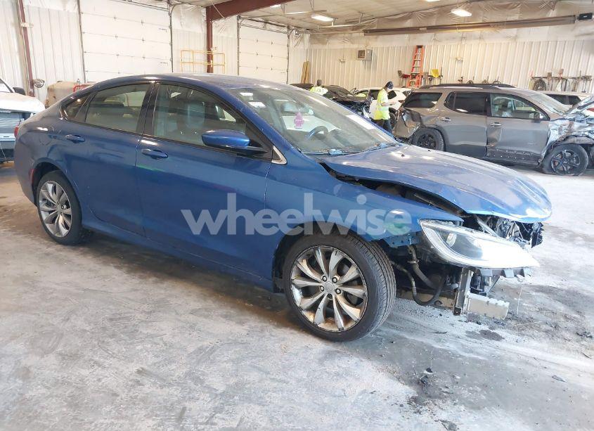 2015 Chrysler 200 S (VIN 1C3CCCBB2FN598693) main photo