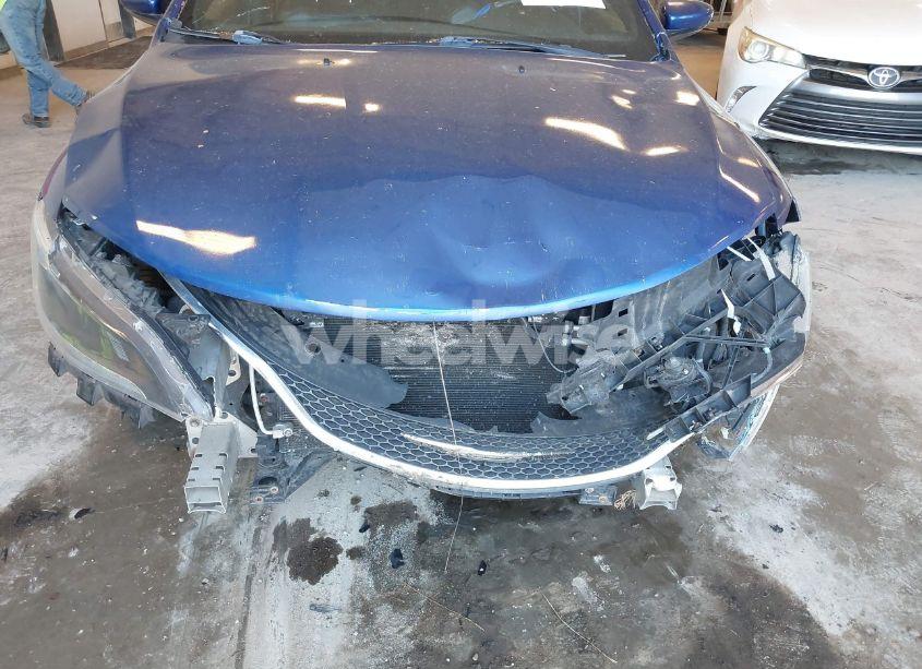 Photo 6 of 2015 Chrysler 200 S (VIN 1C3CCCBB2FN598693)