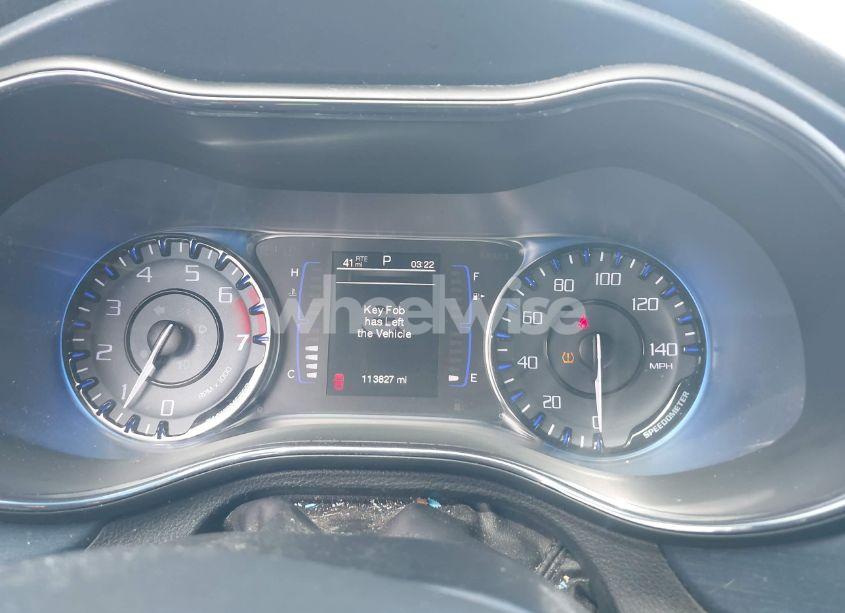 Photo 7 of 2015 Chrysler 200 S (VIN 1C3CCCBB2FN634348)