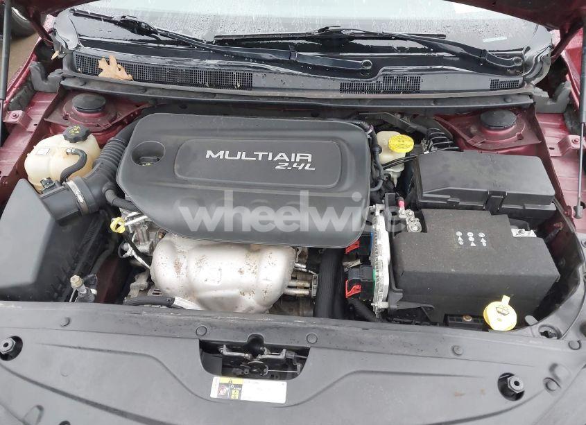 Photo 10 of 2015 Chrysler 200 S (VIN 1C3CCCBB2FN681363)