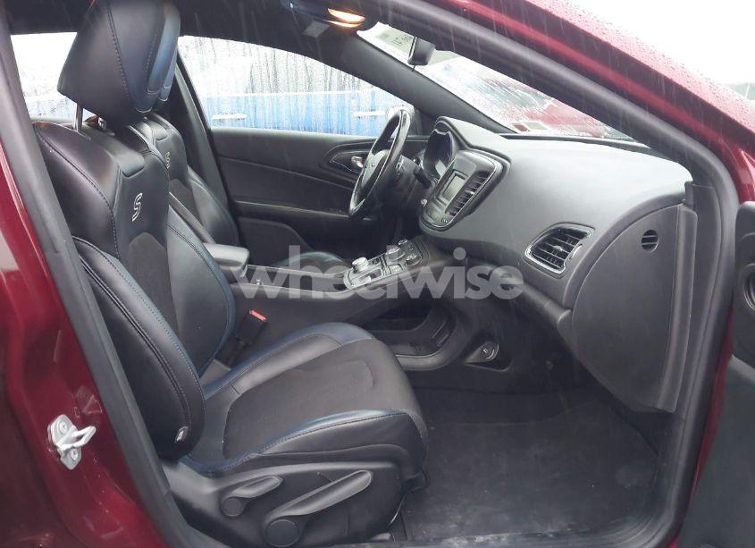 Photo 5 of 2015 Chrysler 200 S (VIN 1C3CCCBB2FN681363)